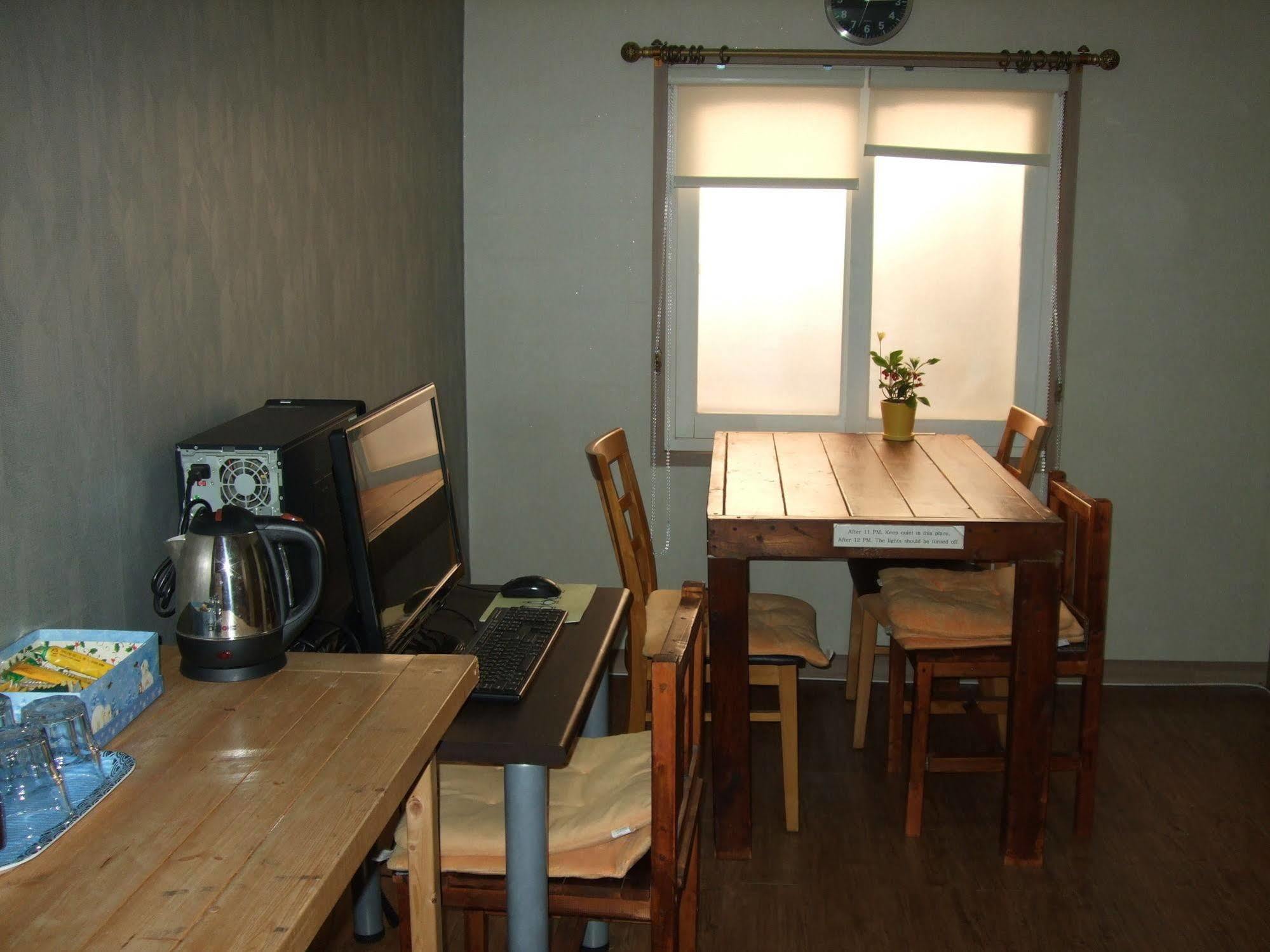 Birdsnest Hostel Hongdae Foreigner Only Сеул Екстериор снимка