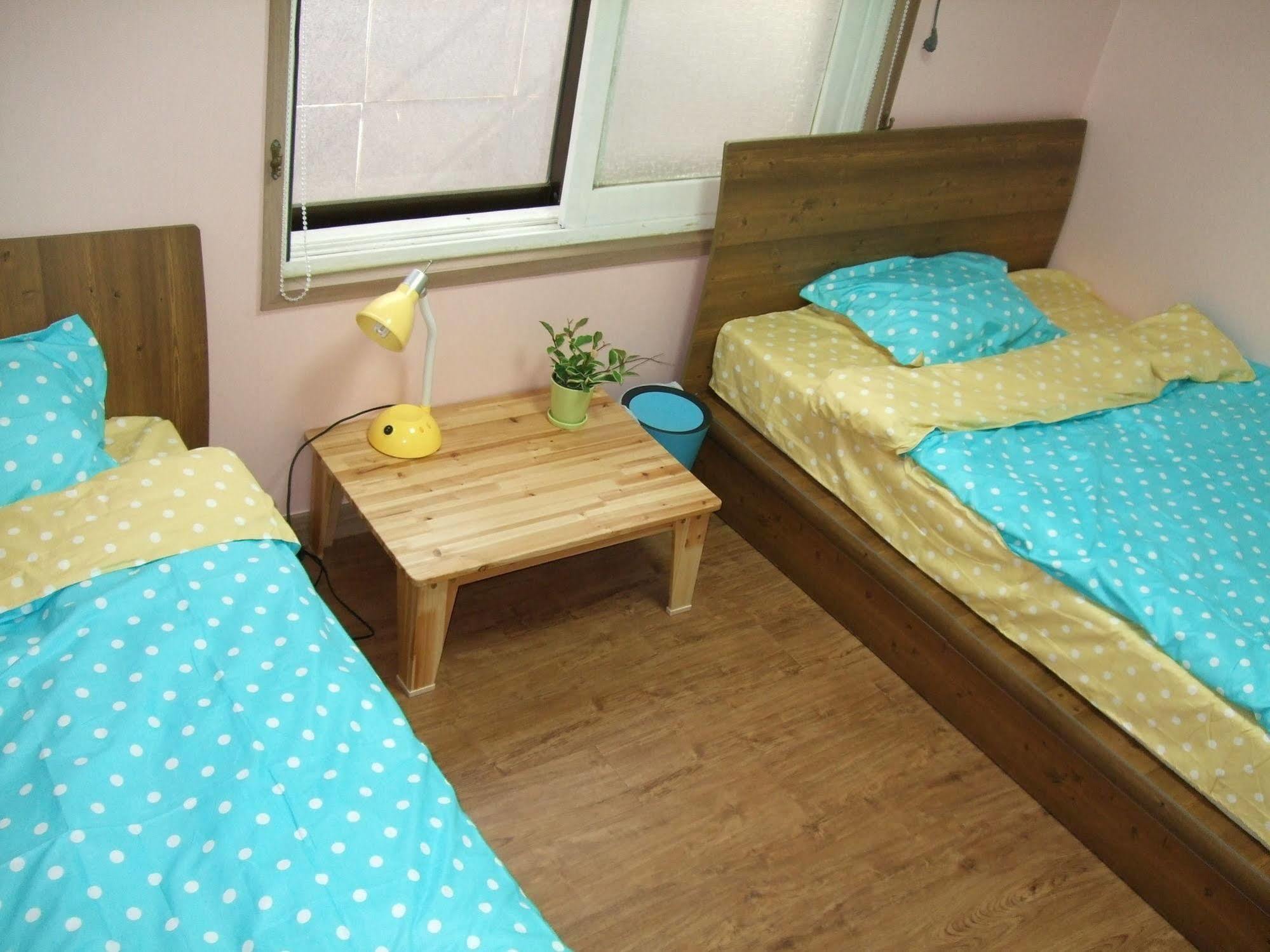 Birdsnest Hostel Hongdae Foreigner Only Сеул Екстериор снимка